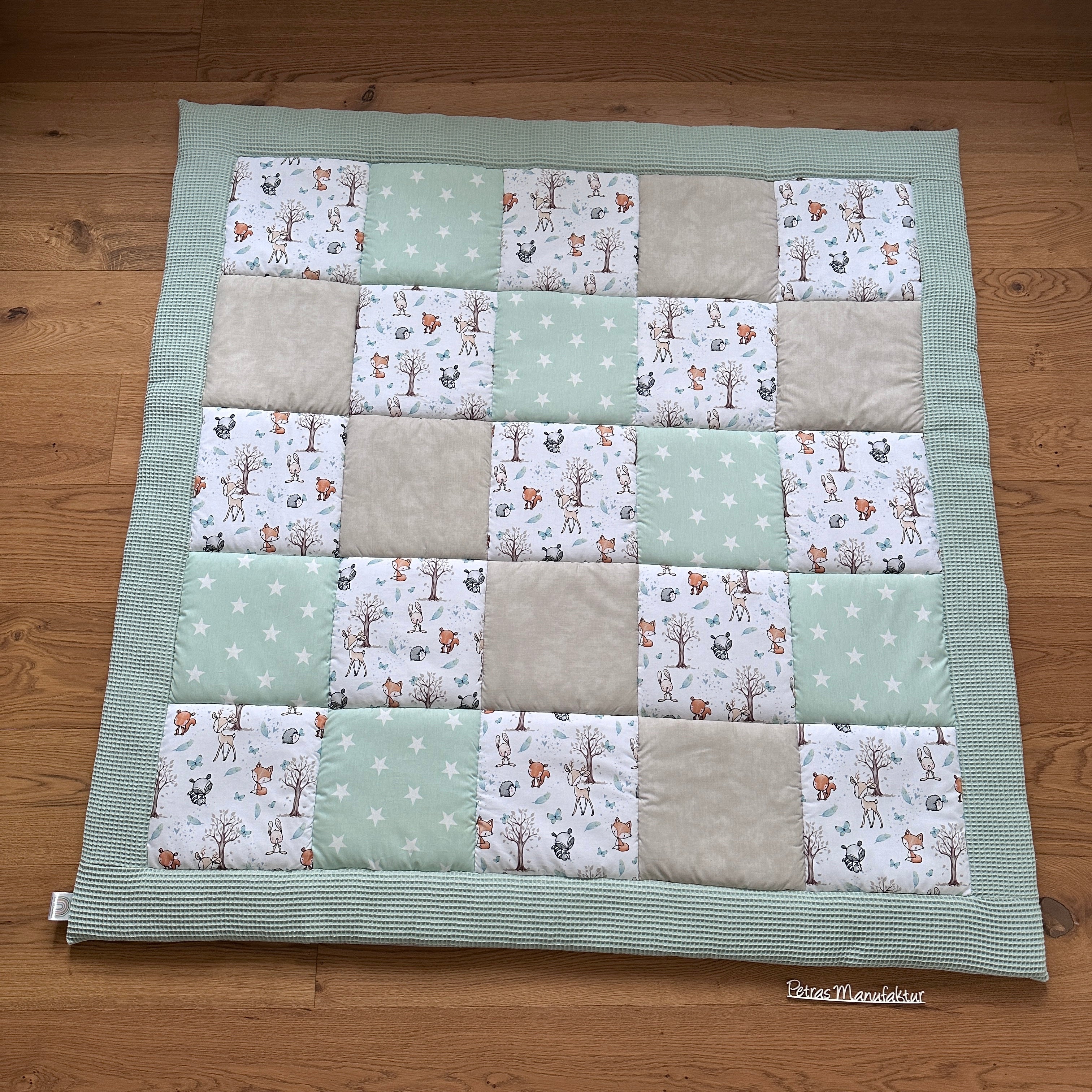Krabbeldecke "Waldtiere mint“ Modell 2